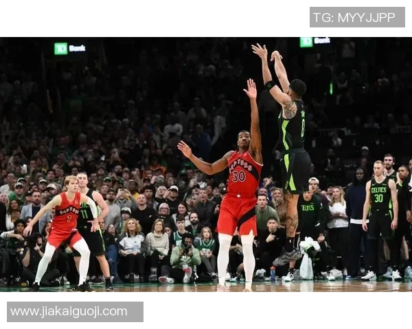 塔图姆精准三分命中西亚卡姆强势反击完成21精彩进攻