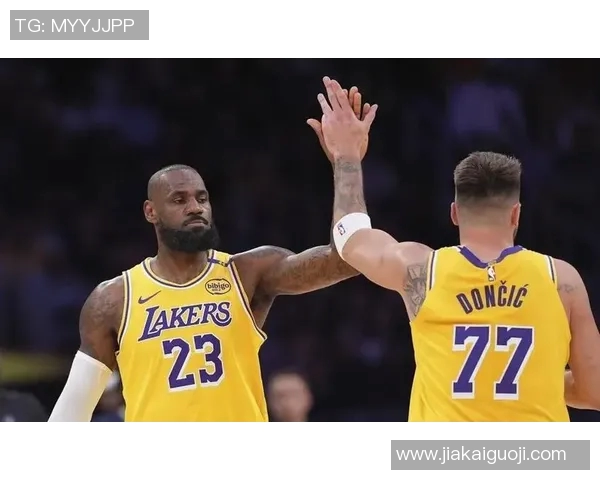 湖人欲补防守盯上亨特或小桥 由Klutch出面能搞定这两笔交易吗？